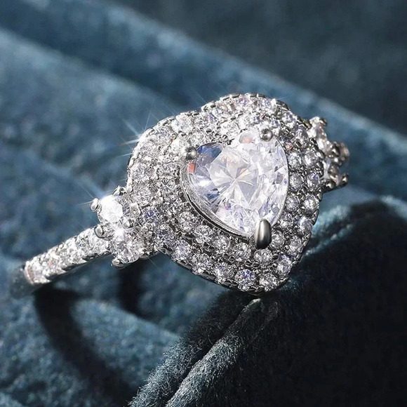 😍Diamond Heart CZ Shiny 14k White Gold Luxury Macro Pave Ring for Women, K852 - Picture 4 of 11